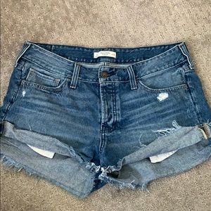 Abercrombie shorts size 6/28